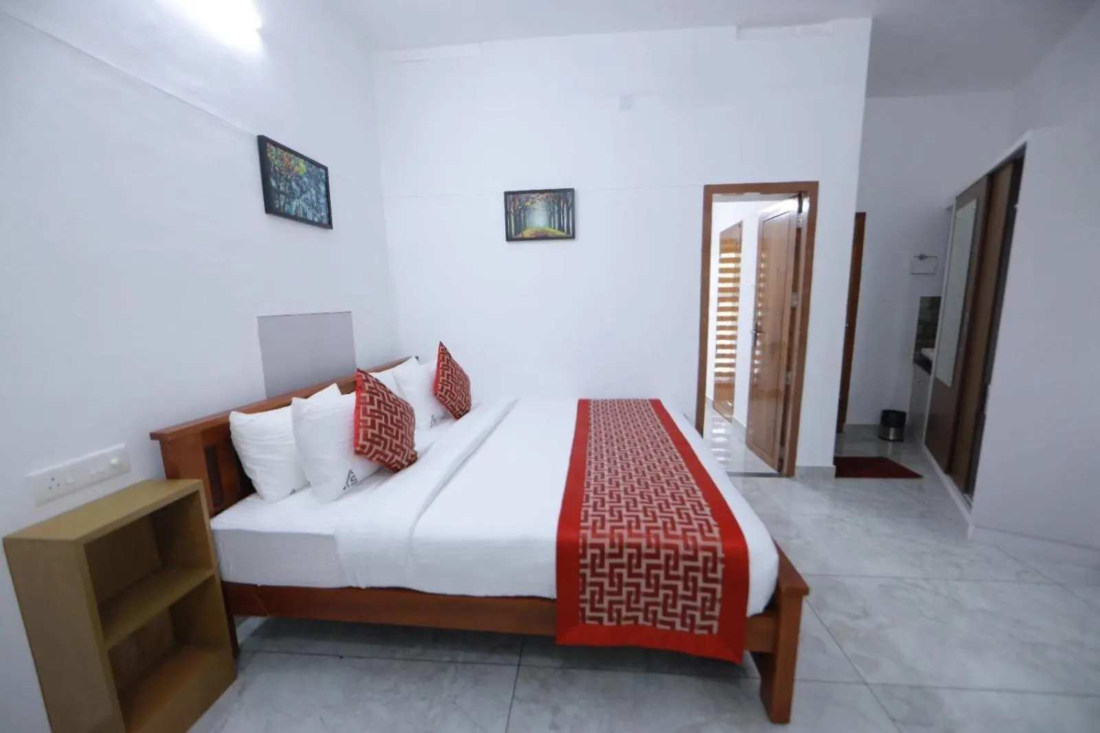 Guest house Aaram Hotel Thiruvananthapuram